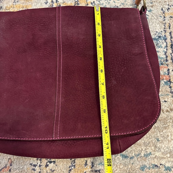 Rare Coach crossbody messenger bag purple nubuck leather w/camel leather strap - Picture 10 of 12